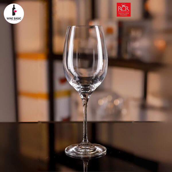 Ly Vang Invino Vini Bianchi